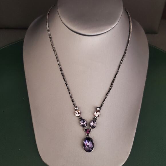 Givenchy Necklace Purple and Clear Stones in Black‎ Chain Dressy Moody Signed - Picture 2 of 8